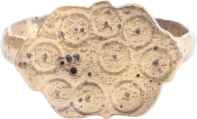 FINE MEDIEVAL ANGLO-SAXON (ENGLISH) RING, 5TH-8TH CENTURY AD, SIZE 7 ½ - Fagan Arms