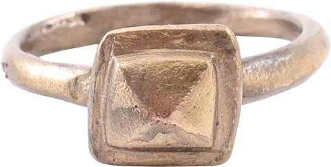 FINE ROMAN PROSTITUTE'S RING, C.100-300 AD, SIZE 5 1/2 - Fagan Arms