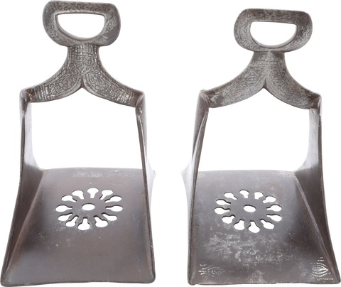 PAIR OF MOROCCAN STIRRUPS, 19TH CENTURY - Fagan Arms