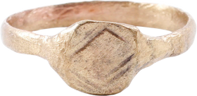 LATE ROMAN, MEDIEVAL MAN’S RING C.5th-8th CENTURY, SIZE 10 1/2 - Fagan Arms