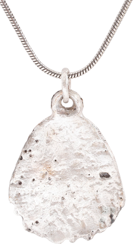 ROMAN SHELL PENDANT NECKLACE C.100BC-100AD - Fagan Arms