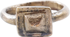 FINE ROMAN PROSTITUTE'S RING, C.100-300 AD, SIZE 1 ¾ - Fagan Arms