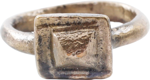 FINE ROMAN PROSTITUTE'S RING, C.100-300 AD, SIZE 1 ¾ - Fagan Arms