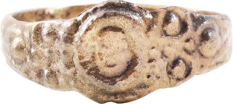 EUROPEAN BETROTHAL RING 16TH-17TH CENTURY, SIZE 8 ¾ - Fagan Arms