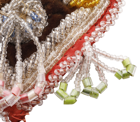 WOODLAND INDIAN BEADED HEART C.1900-20 - Fagan Arms