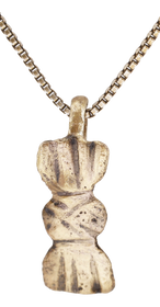 ROMAN LEGIONARY’S SWORD BELT MOUNT NECKLACE, MID-LATE 4TH CENTURY AD - Fagan Arms