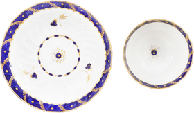 SECOND PERIOD WORCESTER TEA CUP AND SAUCER 1783-88 - Fagan Arms