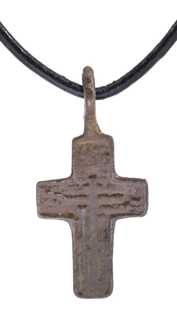 EASTERN EUROPEAN CHRISTIAN CROSS NECKLACE 17TH-18TH CENTURY - Fagan Arms