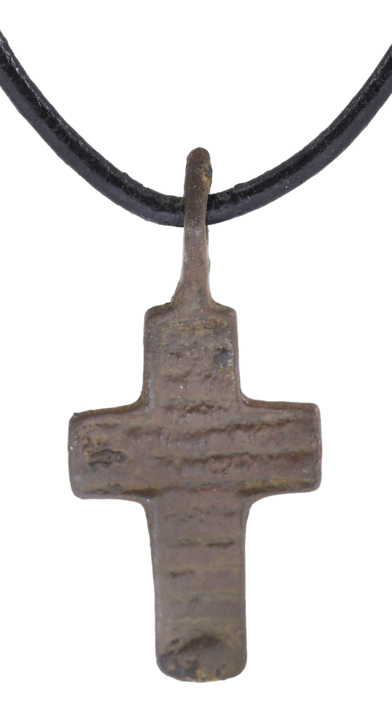 EASTERN EUROPEAN CHRISTIAN CROSS NECKLACE 17TH-18TH CENTURY - Fagan Arms