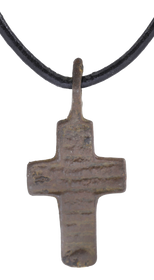 EASTERN EUROPEAN CHRISTIAN CROSS NECKLACE 17TH-18TH CENTURY - Fagan Arms