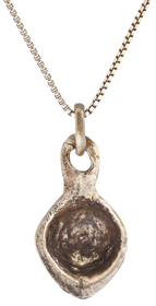ANCIENT ROMAN WOMAN'S PENDANT NECKLACE 1ST-3RD CENTURY - Fagan Arms