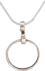 VIKING BEARD RING NECKLACE, 9TH-11TH CENTURY - Fagan Arms