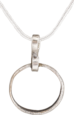 VIKING BEARD RING NECKLACE, 9TH-11TH CENTURY - Fagan Arms