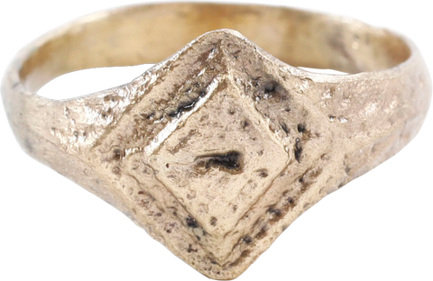 MEDIEVAL EUROPEAN RING 11TH-15TH CENTURY AD, SIZE 8 ½ - Fagan Arms