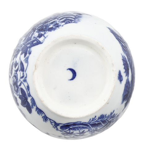 WORCESTER TEA BOWL C.1770-83 - Fagan Arms