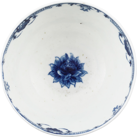 ENGLISH EXPORT PORCELAIN TEA BOWL, DR. WALL PERIOD, C.1770-83 - Fagan Arms