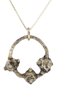 BYZANTINE WOMAN’S EARRING C.600-900 AD - Fagan Arms