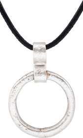 CELTIC PROSPERITY RING NECKLACE, C.400-100 BC - Fagan Arms