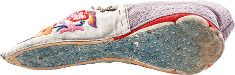 CHINESE LADY’S SHOE FOR BOUND FEET (FOOT BINDING), 19TH-EARLY 20TH CENTURY - Fagan Arms