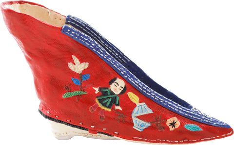 PAIR OF MINIATURE CHINESE SHOES FOR FOOT BINDING - Fagan Arms