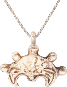 FINE VIKING LUNAR AMULET NECKLACE, C.800-1050 AD - Fagan Arms