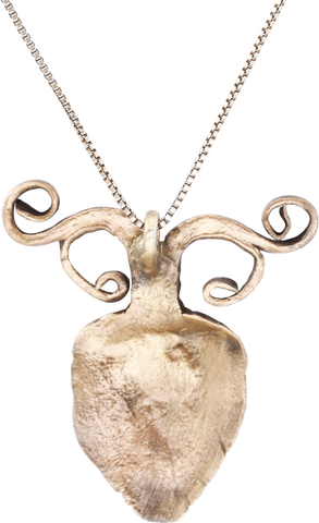 18TH CENTURY ITALIAN LADY'S PENDANT NECKLACE - Fagan Arms