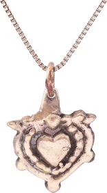 FINE VIKING HEART PENDANT NECKLACE, 900-1000 AD - Fagan Arms