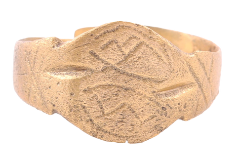 VIKING SHIELD RING, C.800-1000 AD, SIZE 9 ½ - Fagan Arms