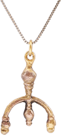 VIKING LUNAR PENDANT NECKLACE, 9TH-10TH CENTURY - Fagan Arms