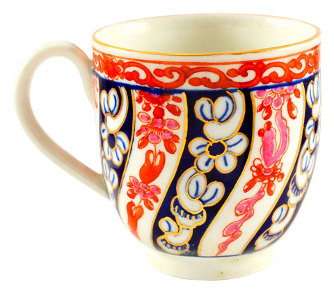 WORCESTER TEA CUP, C.1770-75 - Fagan Arms
