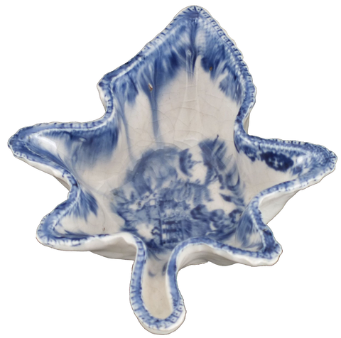 PORCELAIN PICKLE DISH C.1765 - Fagan Arms