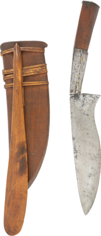 VERY RARE JAVANESE BELT KNIFE WEDONG FOR THE ROYAL COURT - Fagan Arms