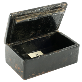 18TH CENTURY LADY’S BEAUTY PATCH BOX - Fagan Arms