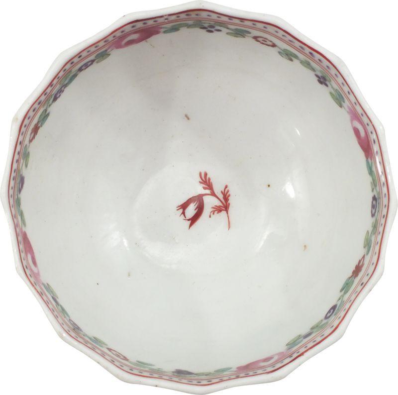 ENGLISH EXPORT TEA BOWL C.1780 - The History Gift Store