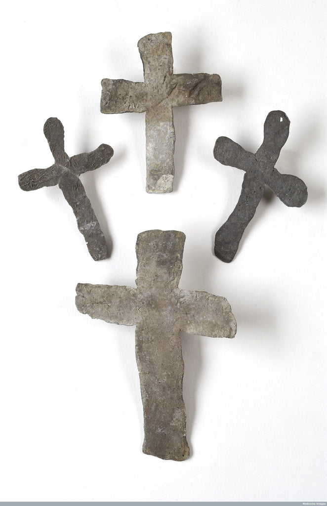 FINE ENGLISH MORTUARY CROSS, 14th CENTURY - Fagan Arms