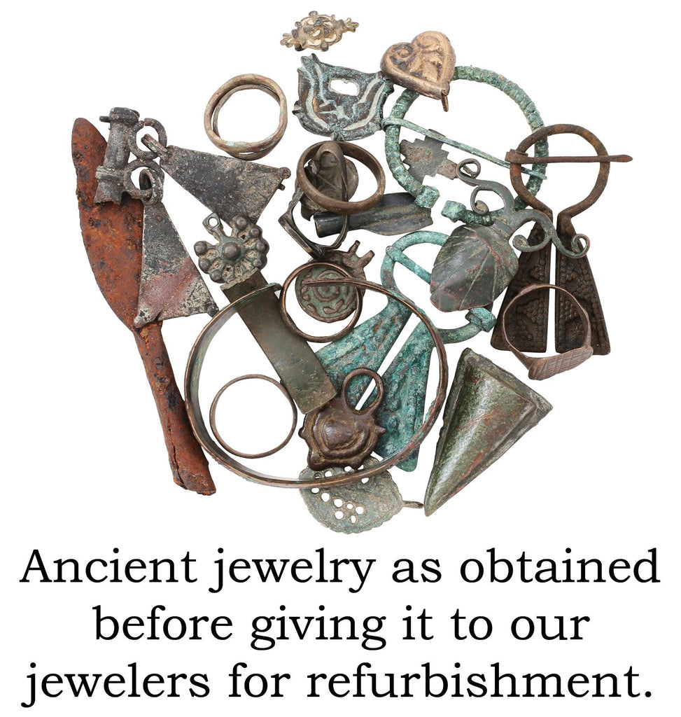 VIKING HEART PENDANT NECKLACE C.900-1050 AD - Picardi Jewelers