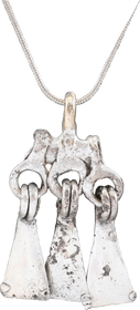 VIKING SORCERESS'S PENDANT NECKLACE. 10th-11th CENTURY AD - The History Gift Store