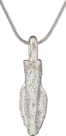 FINE GREEK ARROWHEAD PENDANT NECKLACE, C.8TH-3RD CENTURY BC - The History Gift Store