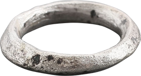 ANCIENT VIKING BEARD RING, C.850-1050 AD - The History Gift Store