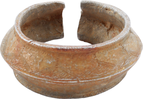 VINTAGE AFRICAN BRACELET - The History Gift Store