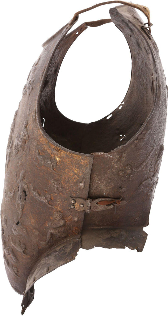 AN EXTREMELY RARE AND IMPORTANT EMBOSSED FRENCH CUIRASS C.1560-70 - The History Gift Store