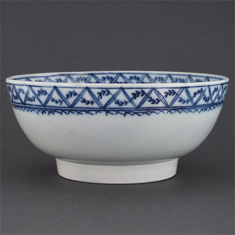LARGE ENGLISH EXPORT PORCELAIN BOWL - The History Gift Store