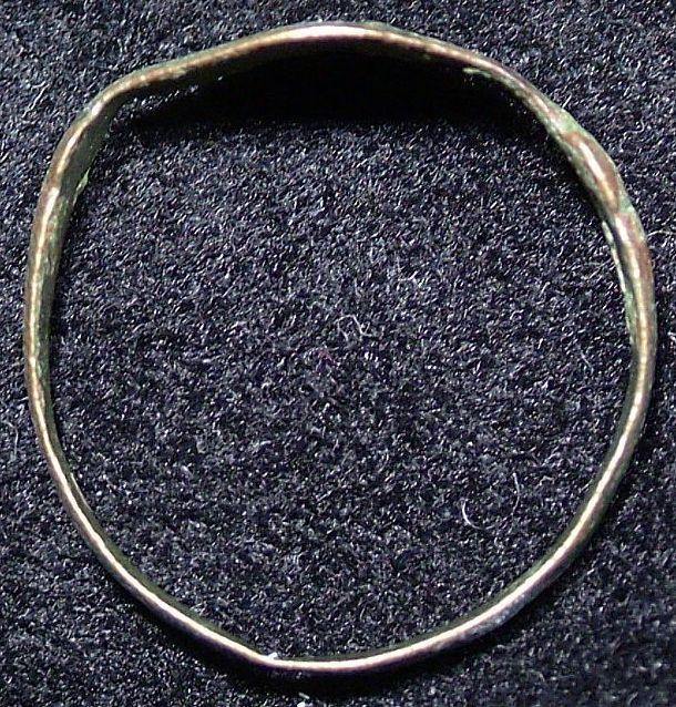 NORTHERN EUROPEAN BETROTHAL RING C.1550-1650 AD SIZE 9 ½ - The History Gift Store
